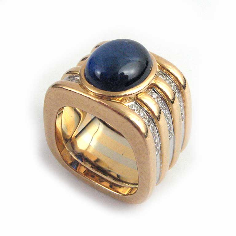 Saphir-Cabochon-Ring