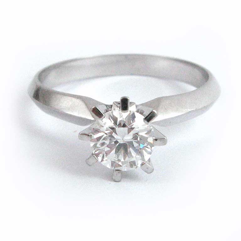 Weissgoldring mit 1 Brillanten von 0.5ct